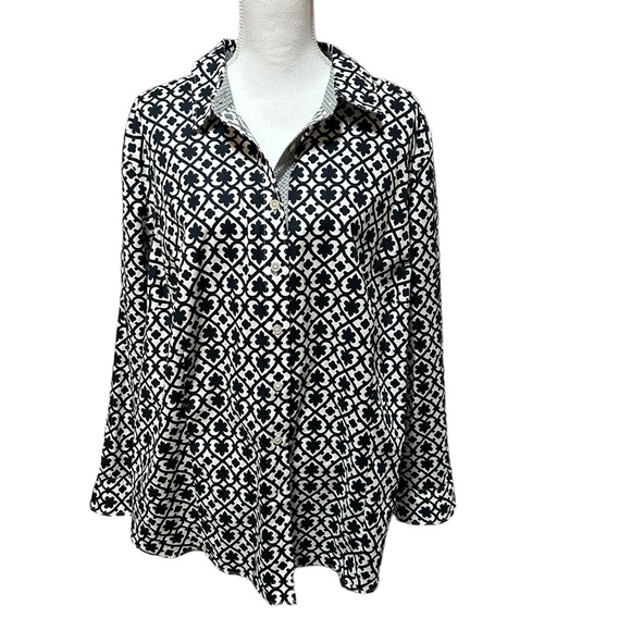 Talbots Plus 24W patterned, no iron button down black & white blouse (NWOT) - Picture 2 of 14